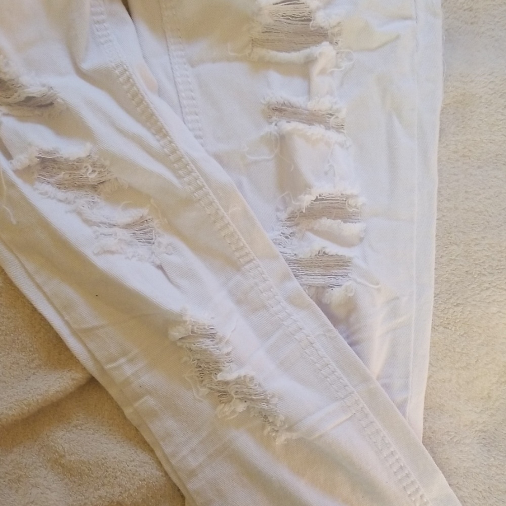 Jeans - Picture 3 of 4